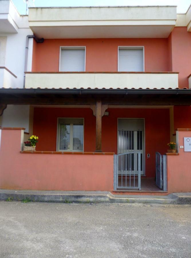 Villetta Marika San Pietro in Bevagna Ngoại thất bức ảnh